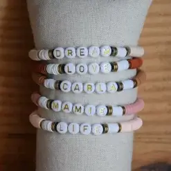 bracelets personnalisables avec prénom en perles heishi